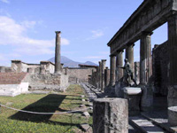 exploring Pompei